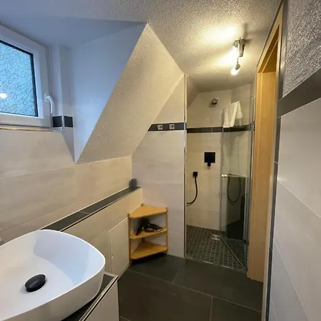 Freitag - Mit Sauna & Fruehstueck