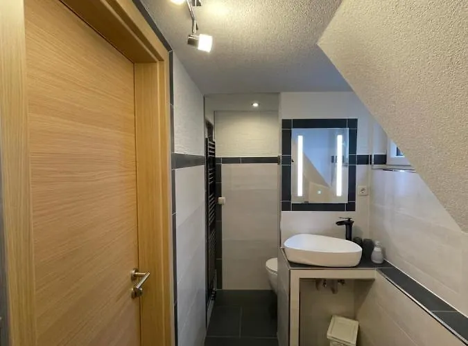 Freitag - Mit Sauna & Fruehstueck Apartamento